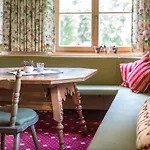 Faneskla Apartments 3*