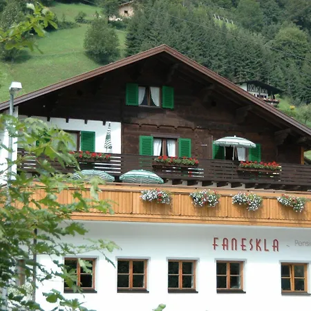 Hotel-pension Faneskla Guest house