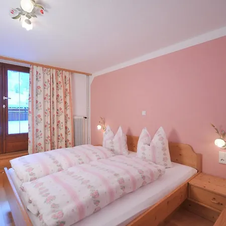 Faneskla Apartments Gasthof 3*