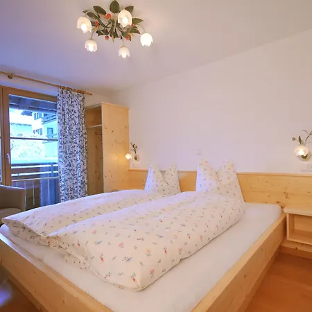 Hotel-pension Faneskla Silbertal