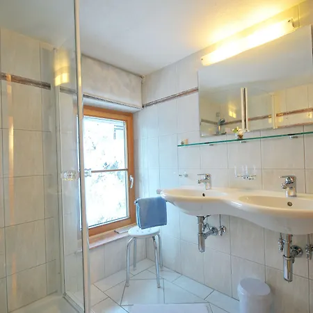 Hotel-pension Faneskla 3* Silbertal