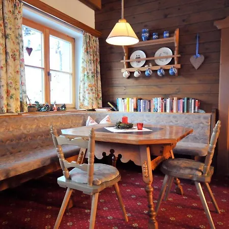 Hotel-pension Faneskla 3* Silbertal