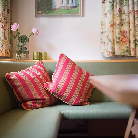 Hotel-pension Faneskla 3* Silbertal